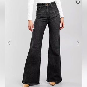 Wrangler Wanderer High Rise Flare 622 - 26/34